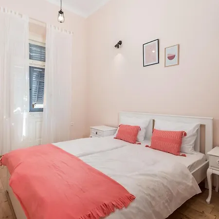 Apartament Urban Jungle *